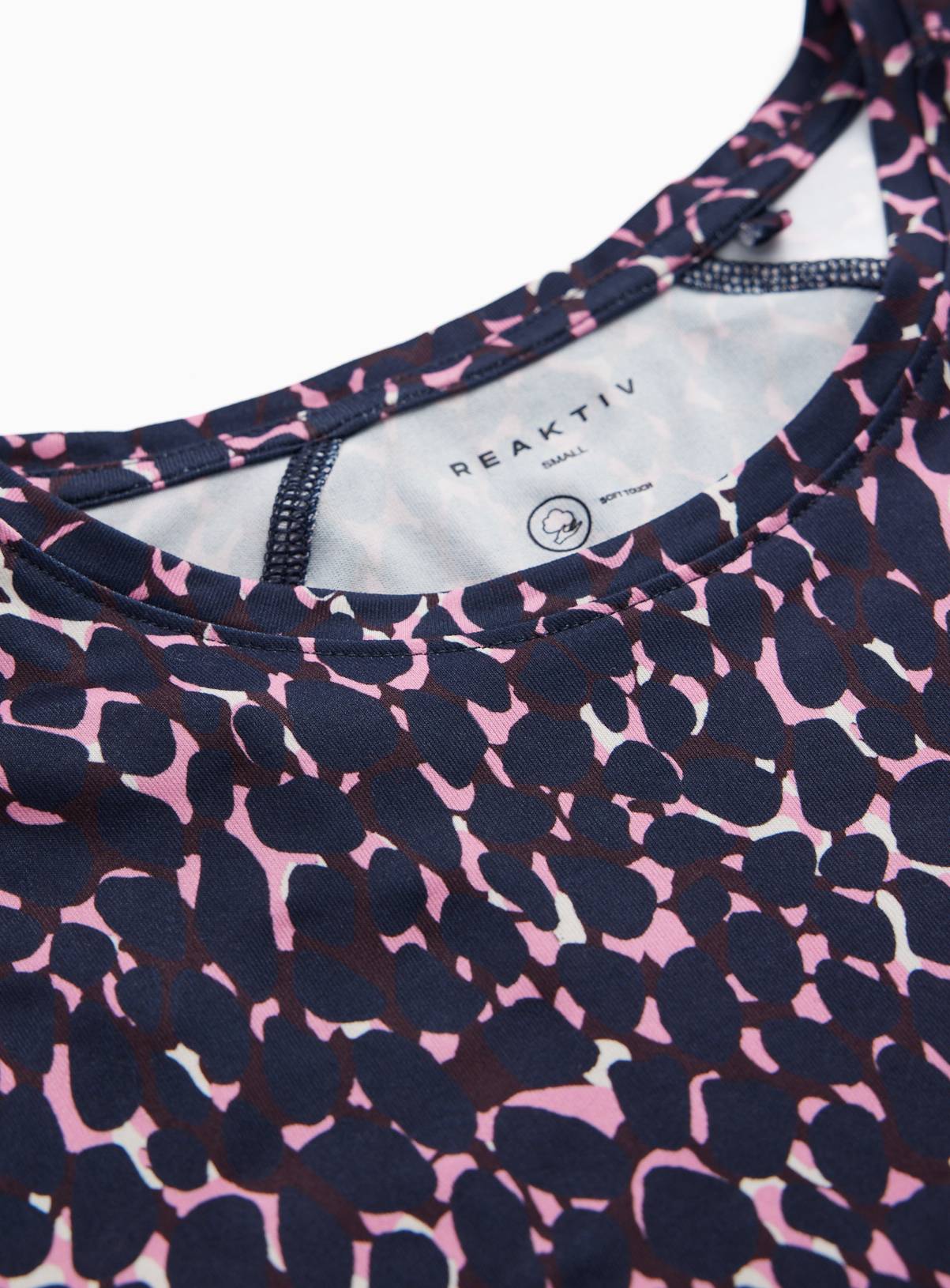 Reaktiv Performance Leopard Print T-Shirt L - Image 4